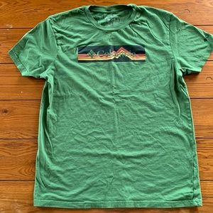 Columbia t-shirt